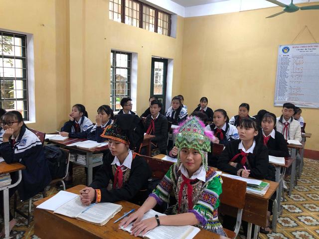 Học sinh trường Phổ thông dân tộc Nội trú THCS Văn Yên